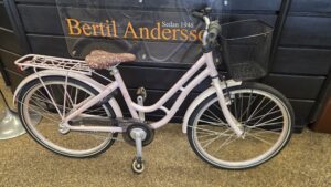 #37 MONARK LILL-KARIN 24" 3-VXL