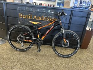 #29 CRESCENT VALE 24" 8-VXL