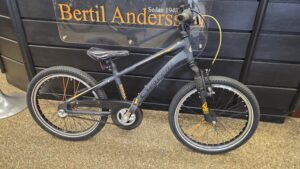 #32 CRESCENT NARRE 20" 3-VXL